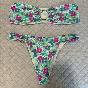 Frankie’s Bikini Set